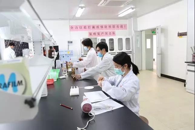 【初心如磐，使命在肩】我为药品研发昼夜攻关，你为抗疫增援远走湖北