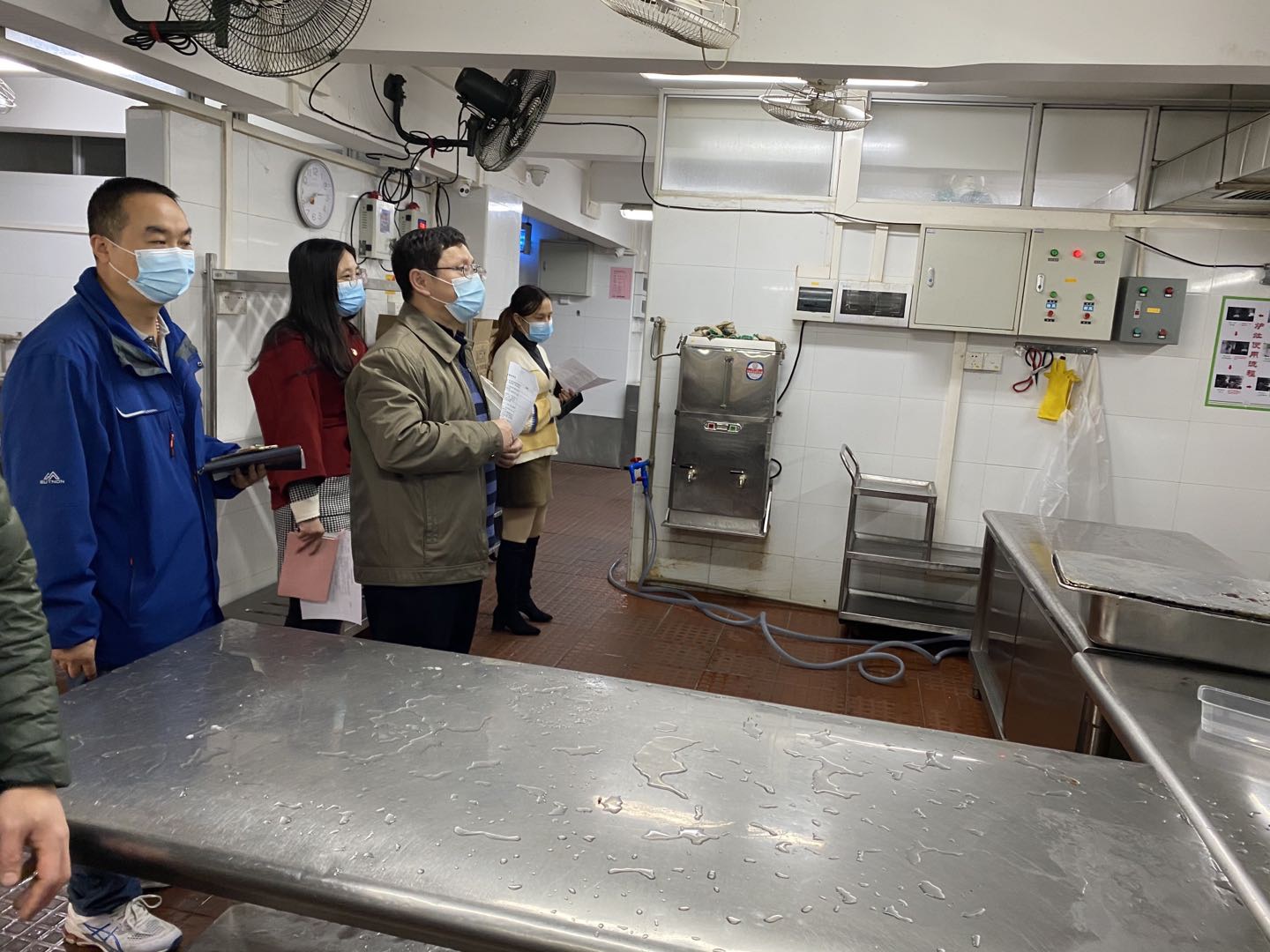 疫情防控做到位，监督查抄落实处 ----白云山光华公司发展疫情防控查抄工作